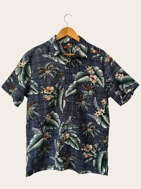 Mountain Ridge Tropical Floral Hawaiian Short Sleeve Button-Down Shirt